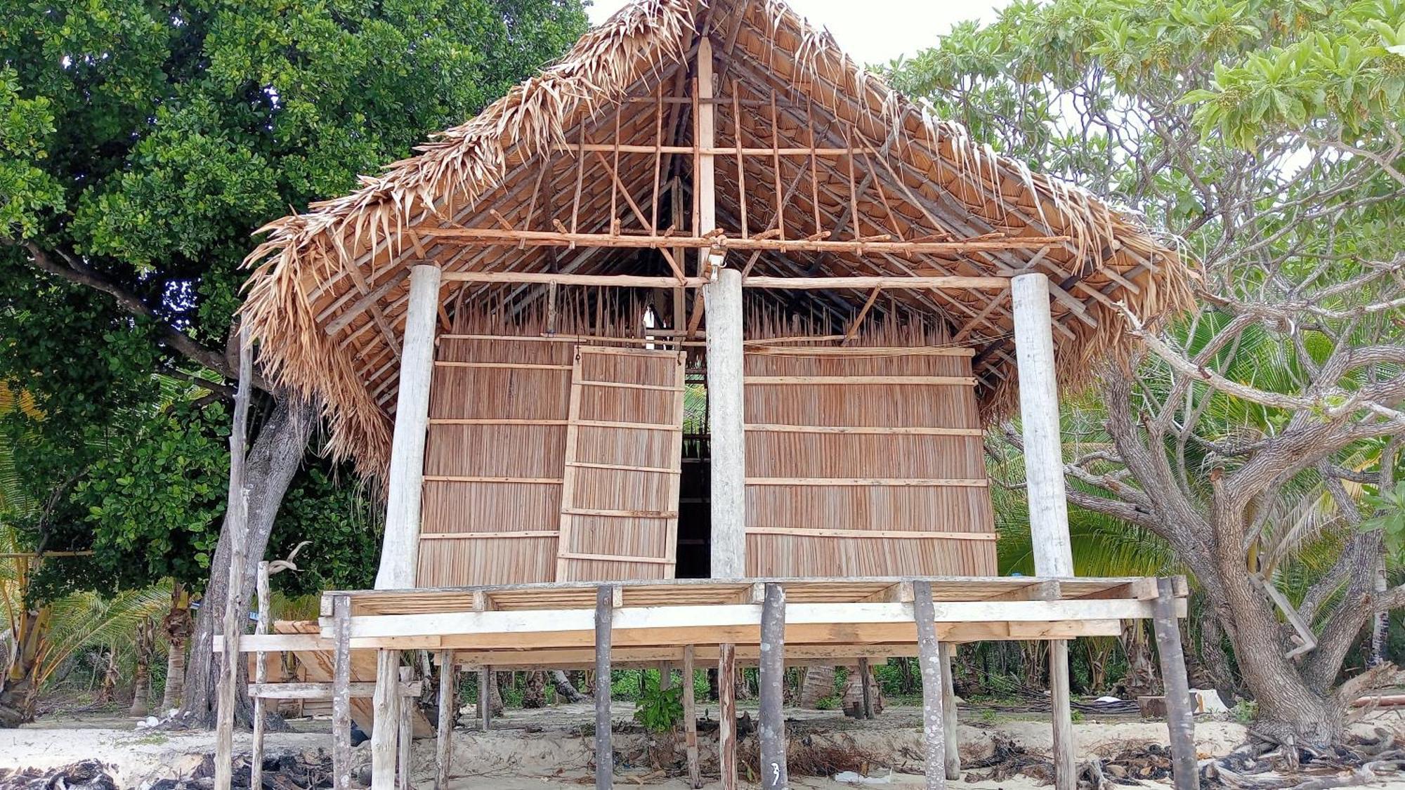 Coco Huts Guest House Waisai Room photo